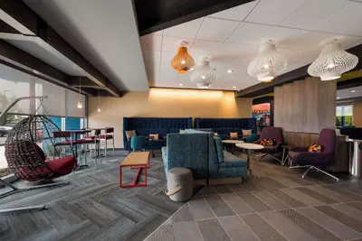 Photo 4 - Tru By Hilton Novi Detroit