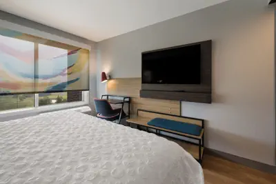 Photo 5 - Tru By Hilton Novi Detroit