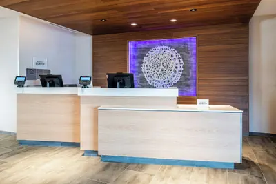 Photo 3 - Fairfield by Marriott Inn & Suites Winters Davis