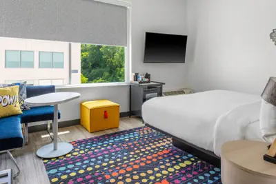 Photo 3 - Aloft by Marriott Nashville Airport