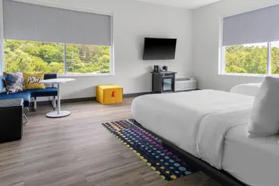 Photo 4 - Aloft by Marriott Nashville Airport