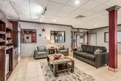 Photo 2 - MainStay Suites Ozona I-10