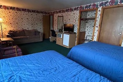Photo 5 - The Stevens Motel