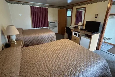 Photo 3 - The Stevens Motel