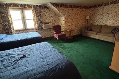 Photo 4 - The Stevens Motel