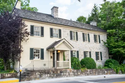Photo 2 - Thomas Rose Inn