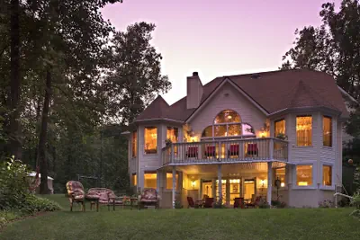 Photo 2 - Cherry Valley Manor Luxury Bed and Breakfast