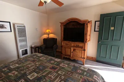 Photo 3 - Creekside Lodge