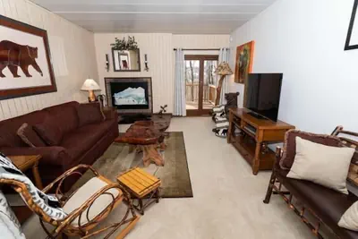 Photo 2 - Cozy Seven Springs 1 Bedroom Deluxe Condo with Private Deck by RedAwning - Save 10% on 3 Nights, 15% on 5 Nights!