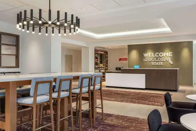 Photo 4 - Hampton Inn Stockton, Ca
