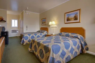 Photo 4 - Sahara Motel