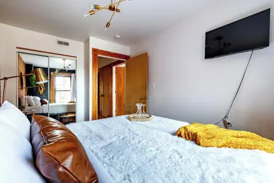 Photo 4 - Jungle House Luxury Lofts – Short North High Street