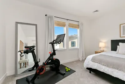 Photo 5 - Coastal Chic Home near New Belgium & Old Town FC