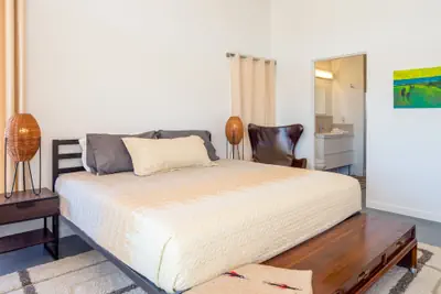 Photo 5 - Las Alas Del Sol- A Desert Architectural Gem 2 Bedroom Home by RedAwning