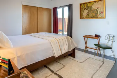 Photo 4 - Las Alas Del Sol- A Desert Architectural Gem 2 Bedroom Home by RedAwning
