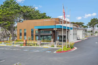 Photo 2 - Hampton Inn Morro Bay