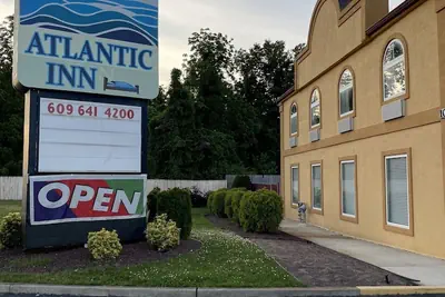 Photo 2 - ATLANTIC INN