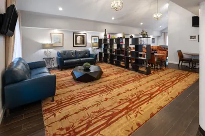 Photo 4 - Tysons Corner Suites, A Baymont by Wyndham