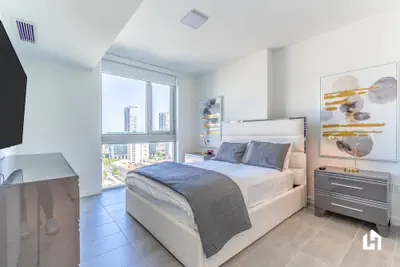 Photo 4 - Downtown Miami Condos by Lua Host