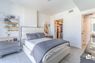 Photo 5 - Downtown Miami Condos by Lua Host