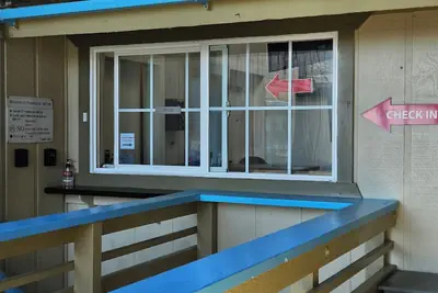 Photo 3 - Huntington Surf Inn
