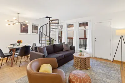 Photo 2 - Comfort, Style, Short Walk To Town Park & Gondola 1 Bedroom Condo by RedAwning