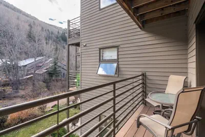 Photo 5 - Clean, Cozy Riverside Condo, Walk Everywhere @ Viking Lodge 212 1 Bedroom Condo by RedAwning