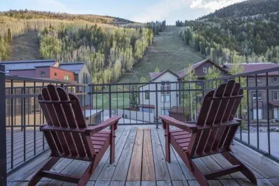 Photo 2 - Ski In/out Lift 7! Deck, Hot Tub, Garage Parking 2 Bedroom Condo by RedAwning