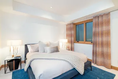Photo 3 - Luxury Townhome On Depot. 3 Mins Walk To Main St/gondola. Heated Garage, Private Roof Top Hot Tub. 4 Bedroom Townhouse by RedAwning