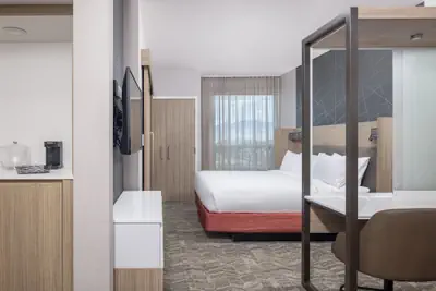 Photo 5 - SpringHill Suites Tucson at The Bridges