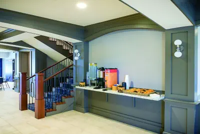 Photo 2 - Winds Hotel At Crosswinds Casino
