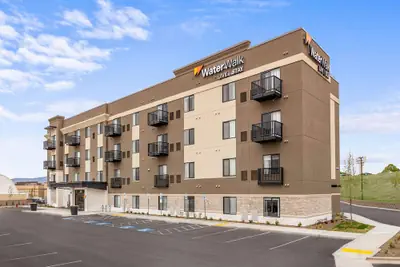 Photo 2 - WaterWalk Extended Stay by Wyndham Boise - Meridian