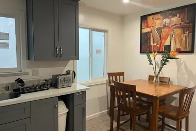 Photo 2 - Affordable Private Rooms with Shared Bath Kitchen near SFO (SA)