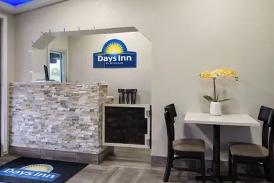 Photo 3 - Days Inn by Wyndham Salisbury, NC
