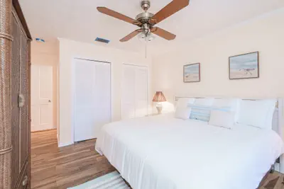 Photo 3 - The Lagoon Hideaway