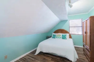 Photo 5 - The Lagoon Hideaway