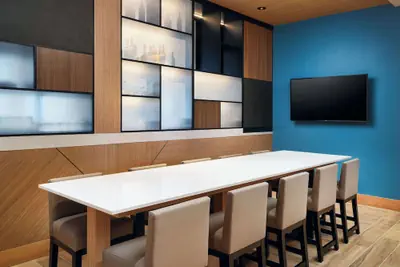 Photo 4 - Hyatt Place Melbourne Airport