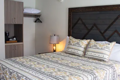 Photo 3 - Pine Lodge