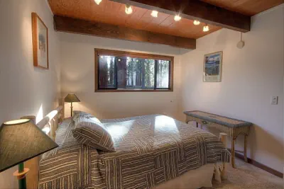 Photo 4 - Sky Chalet 3 Bedroom Cabin by RedAwning