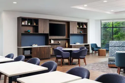 Photo 4 - Hampton Inn Towson Downtown