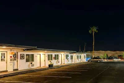 Photo 2 - Nirvana Hotel