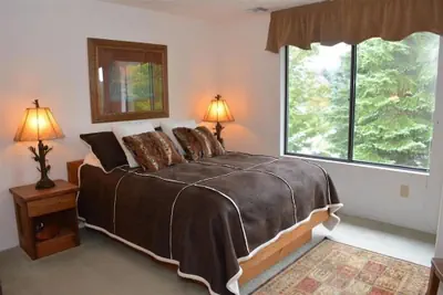 Photo 2 - Seven Springs Sunridge 1 BR Loft Deluxe Condo, Ski-In/Out by RedAwning