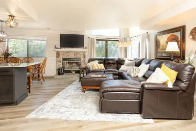 Photo 2 - Seven Springs Meadowridge Pet Friendly 3 Bedroom Condo by RedAwning