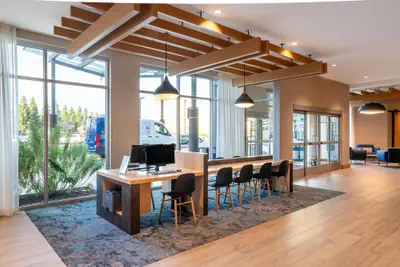 Photo 5 - Hyatt House Sacramento Airport - Natomas