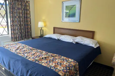 Photo 5 - 712 INN