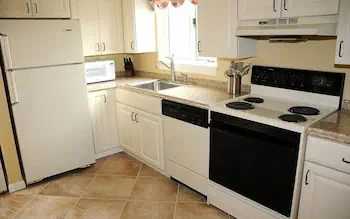 Photo 5 - Seven Springs 2 Bedroom Deluxe Condo with Private Deck! by RedAwning