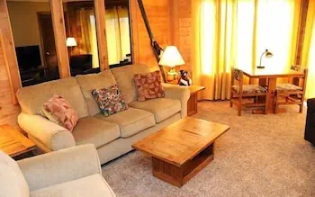 Photo 2 - Seven Springs Stoneridge 3 Bedroom Standard Condo - Pet Friendly! by RedAwning