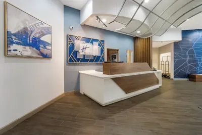 Photo 4 - Holiday Inn Express & Suites Lexington by IHG