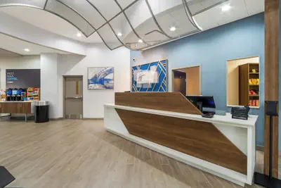 Photo 3 - Holiday Inn Express & Suites Lexington by IHG