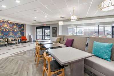 Photo 3 - Home2 Suites Lexington Keeneland Airport, KY